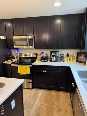 $2,500 | 757 Fox Crk Drive, Fenton, MO 63026