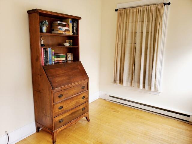 258 Danforth Street, Unit 1 Portland, ME 04102 - Photo 18 of 25 PRIMARY WRITING NOOK