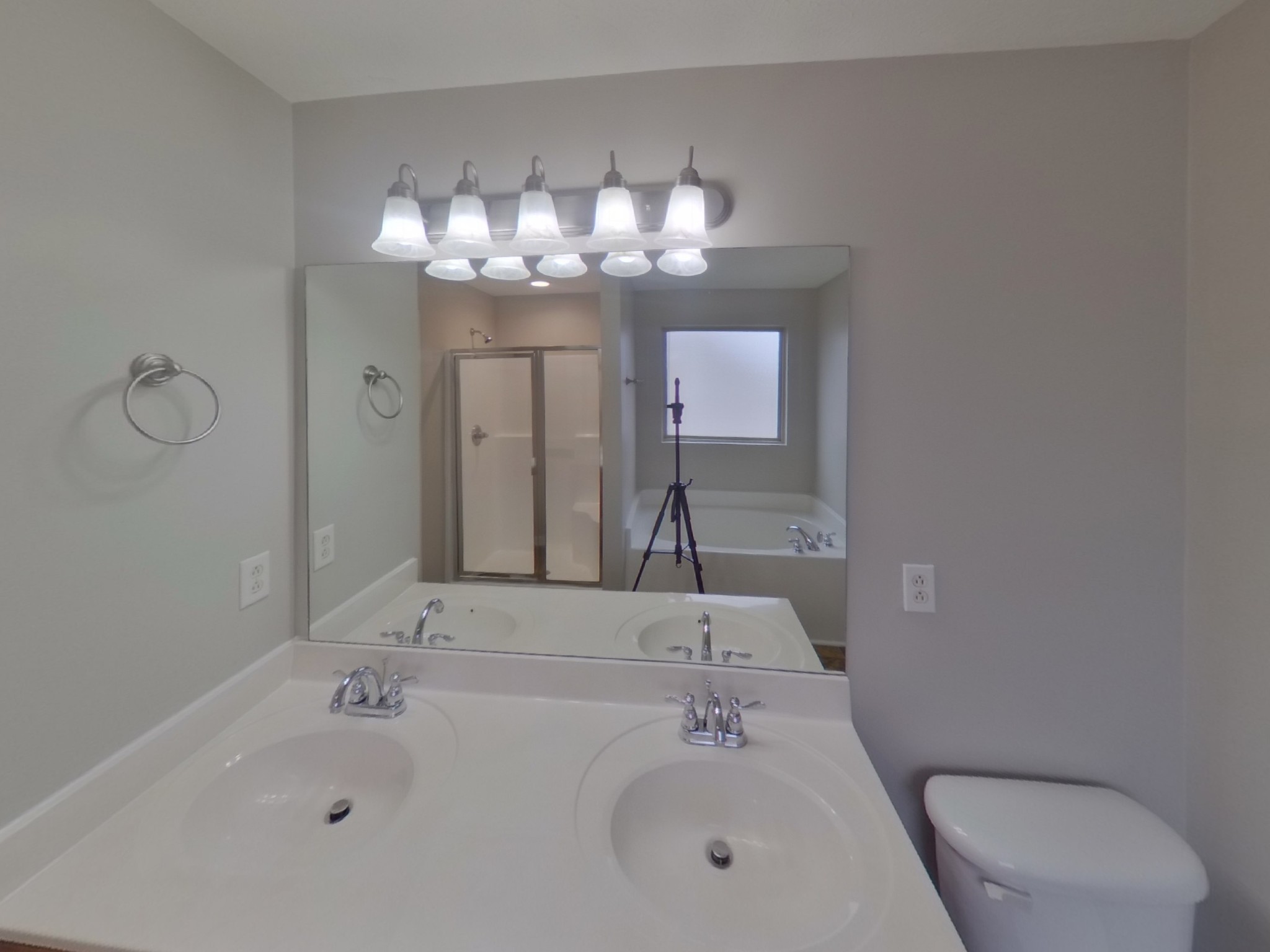 1712 Colyn Avenue Murfreesboro, TN 37128 - Photo 8 of 18 a bathroom with a sink and a mirror