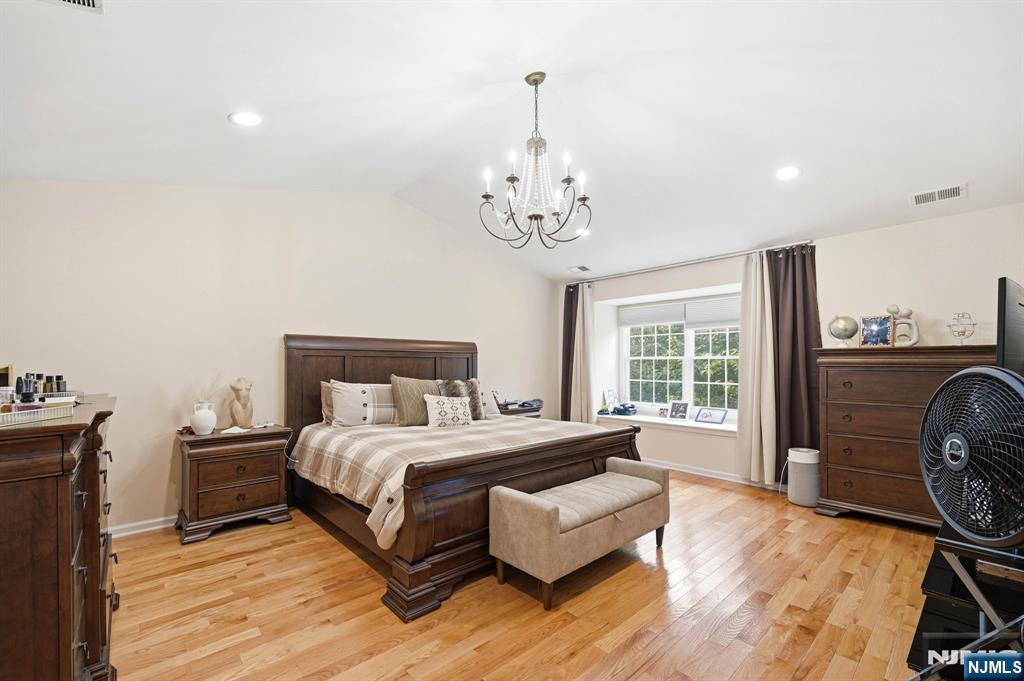 75 Spring Hill Circle Wayne, NJ 07470 - Photo 18 of 25