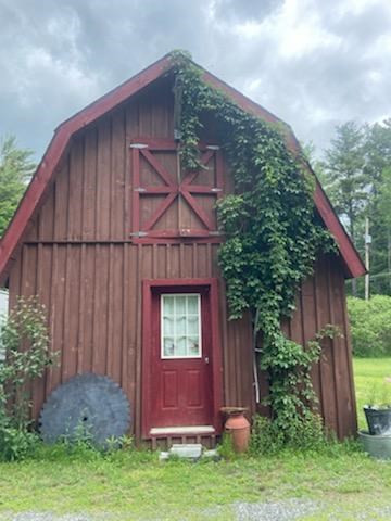 873 Springfield Road Wilmington, NY 12997 - Photo 7 of 11 Gallery Image 7