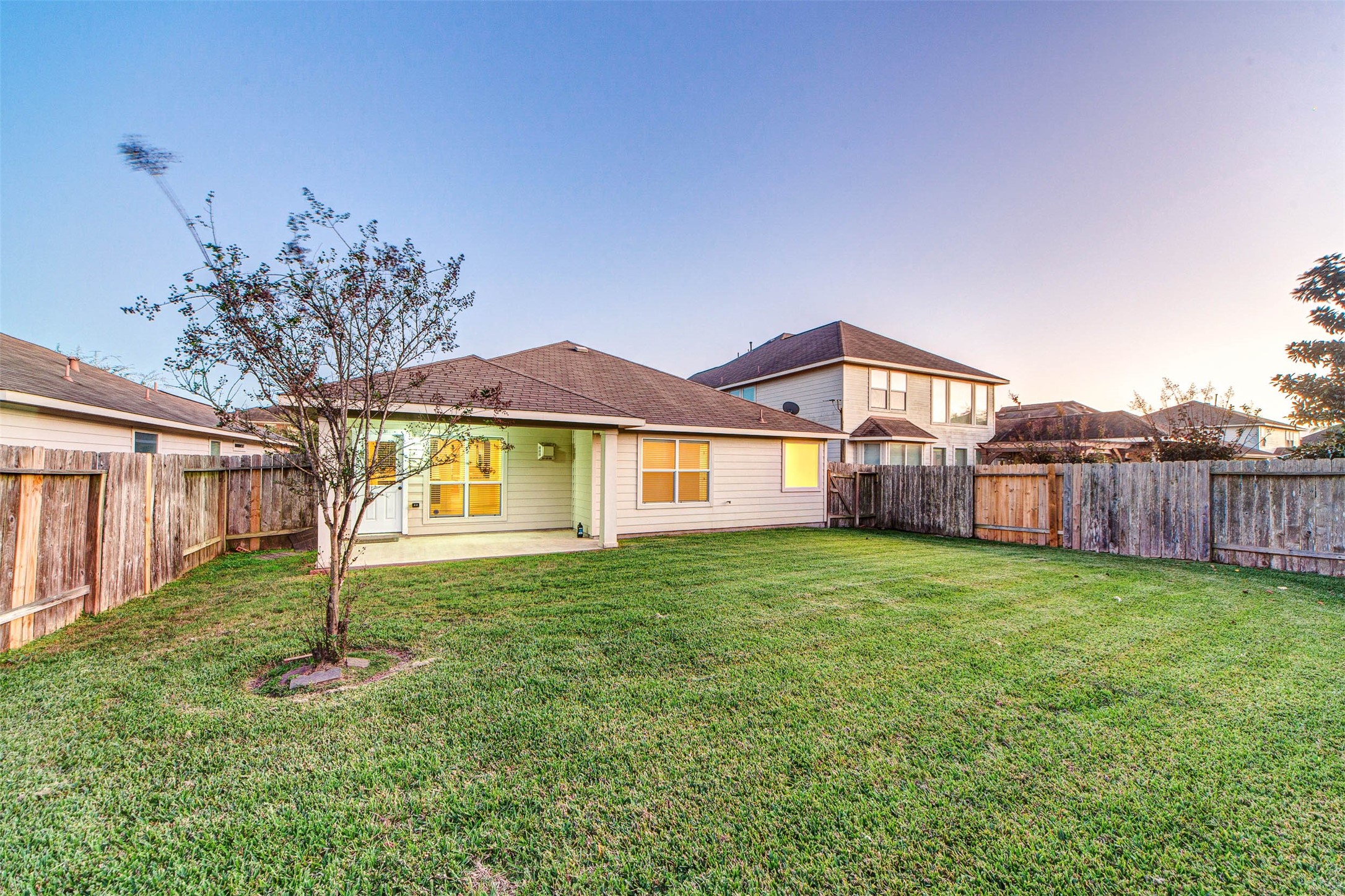 3418 Lily Ranch Drive Katy, TX 77494 - Photo 23 of 24 a house view with a garden space