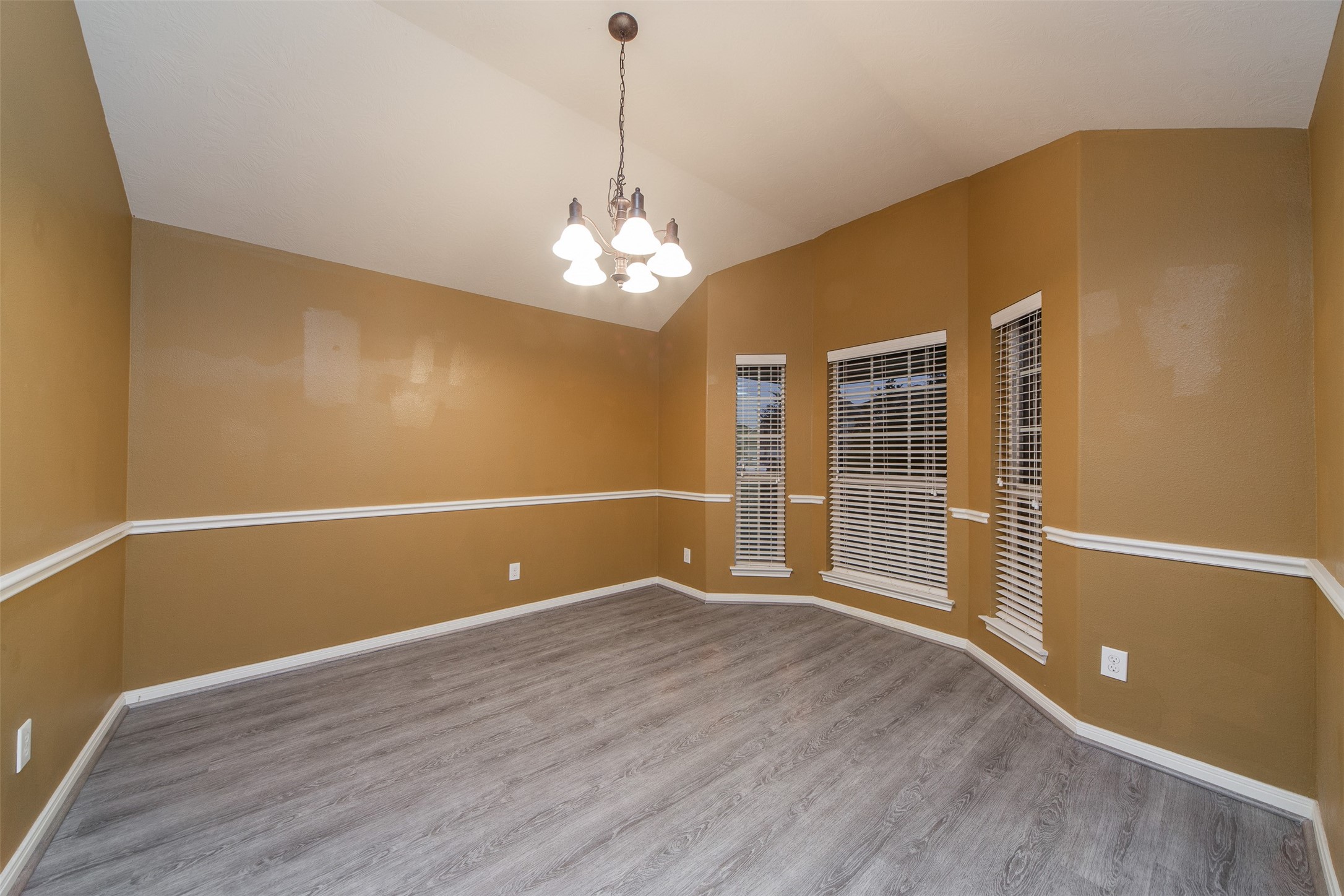 3418 Lily Ranch Drive Katy, TX 77494 - Photo 5 of 24 a view of livingroom with window