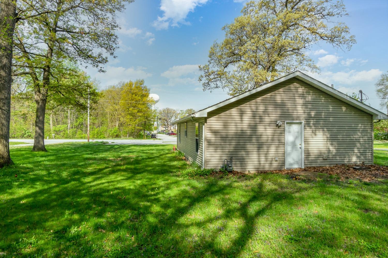 2571 Hamstrom Road Portage, IN 46368 - Photo 17 of 21 1500x998