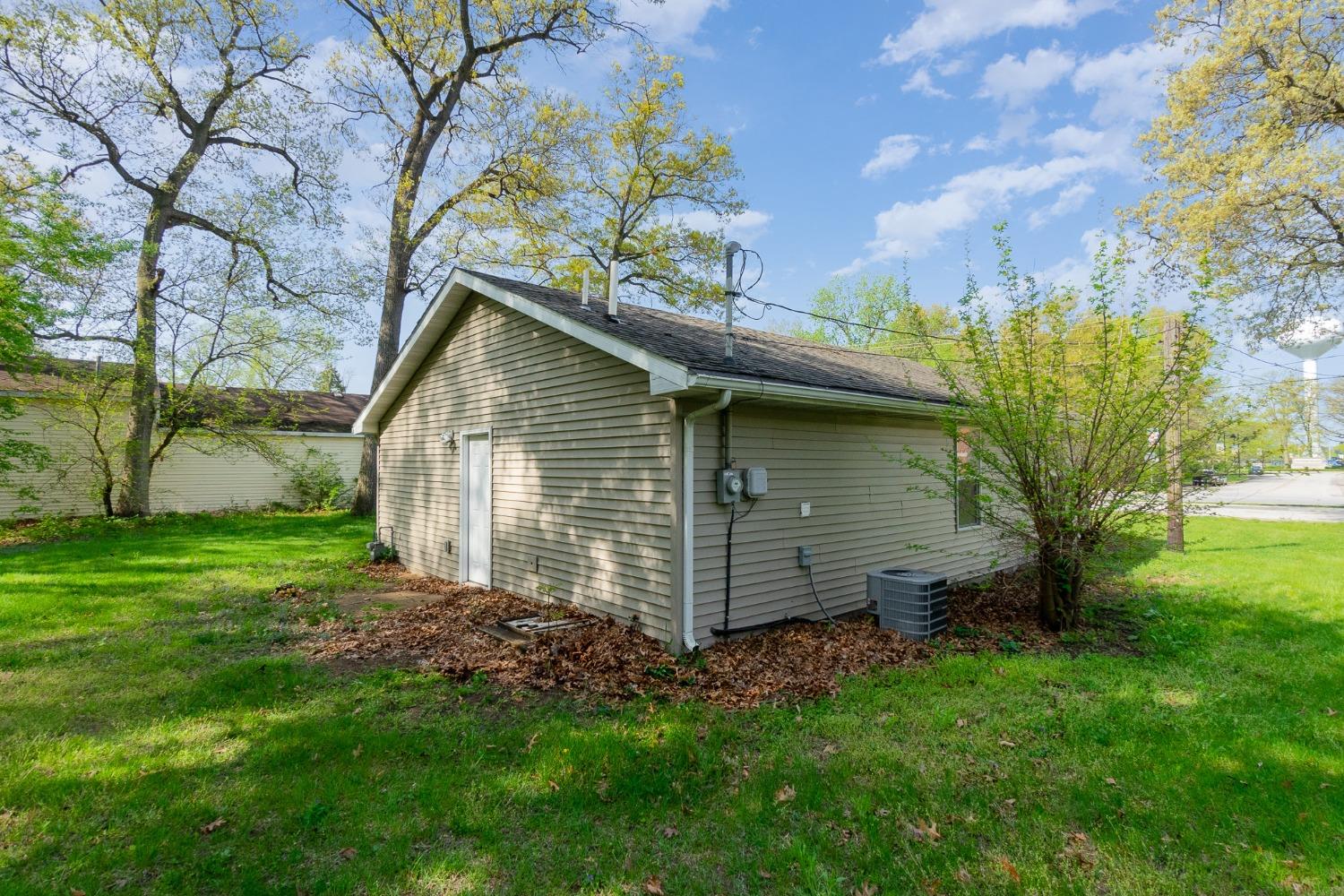 2571 Hamstrom Road Portage, IN 46368 - Photo 19 of 21 1500x1000