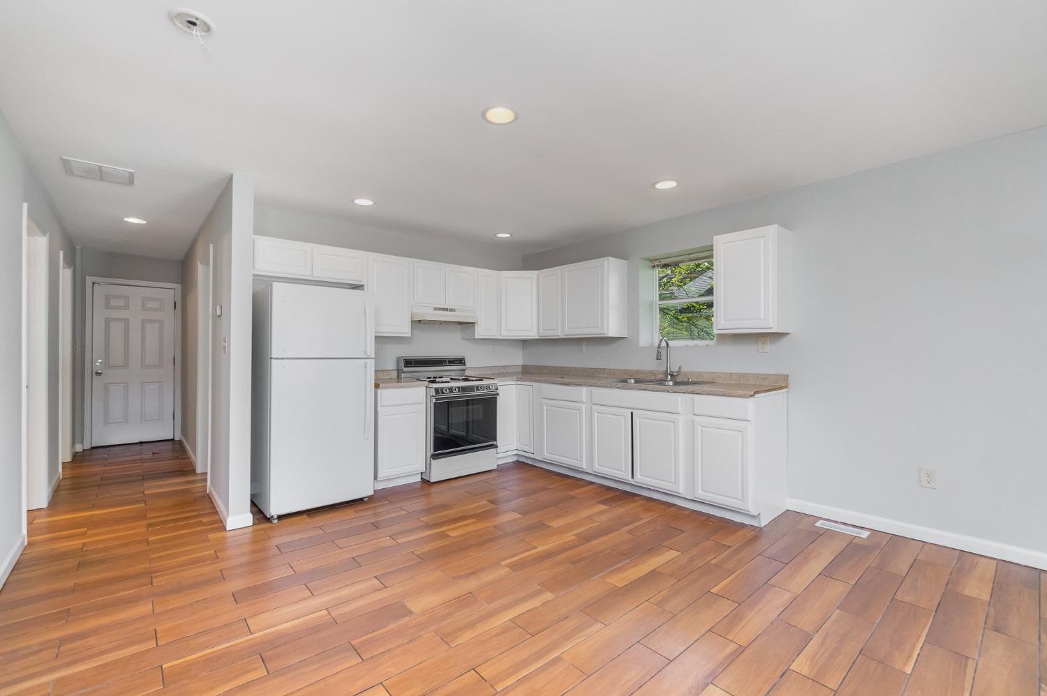 2571 Hamstrom Road Portage, IN 46368 - Photo 5 of 21 1500x998