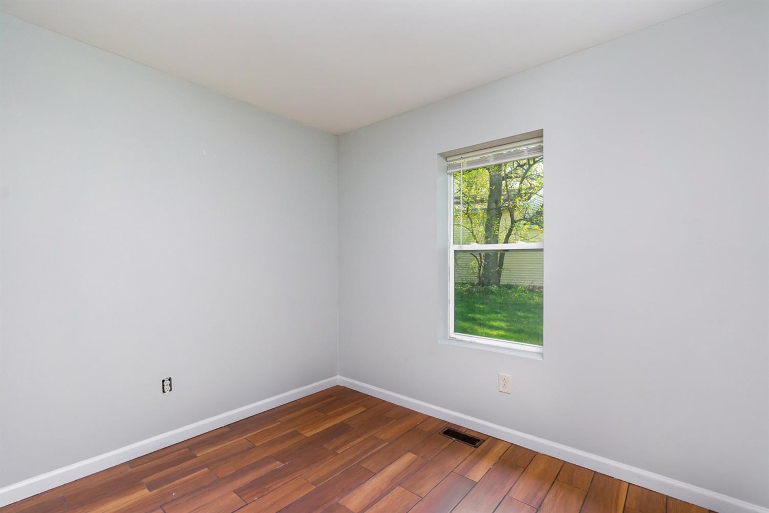 2571 Hamstrom Road Portage, IN 46368 - Photo 9 of 21 1500x1000