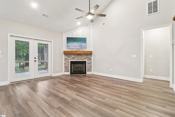 $472,000 | 401 Grand Harbor Boulevard, Ninety Six, SC 29666