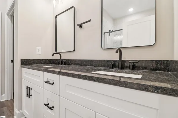 $472,000 | 401 Grand Harbor Boulevard, Ninety Six, SC 29666