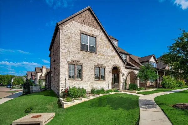 $3,995 | 7709 Avondale Drive, McKinney, TX 75070