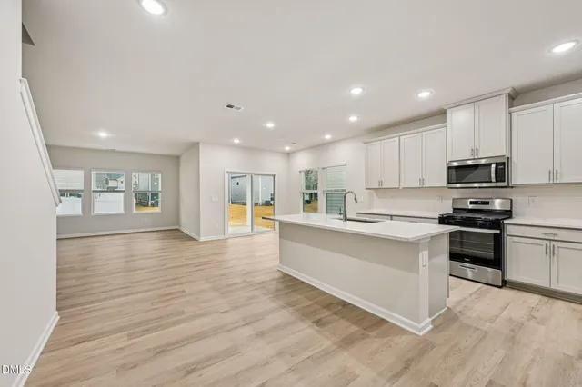 $389,000 | 1221 Whitespire Way, Zebulon, NC 27597