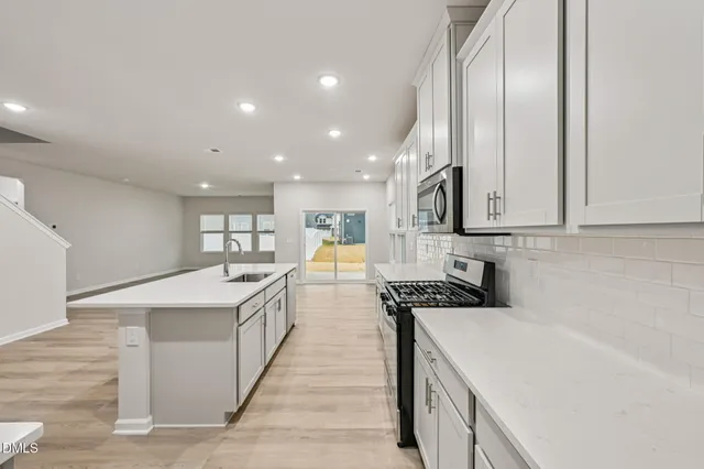 $389,000 | 1221 Whitespire Way, Zebulon, NC 27597