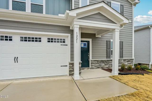 $389,000 | 1221 Whitespire Way, Zebulon, NC 27597
