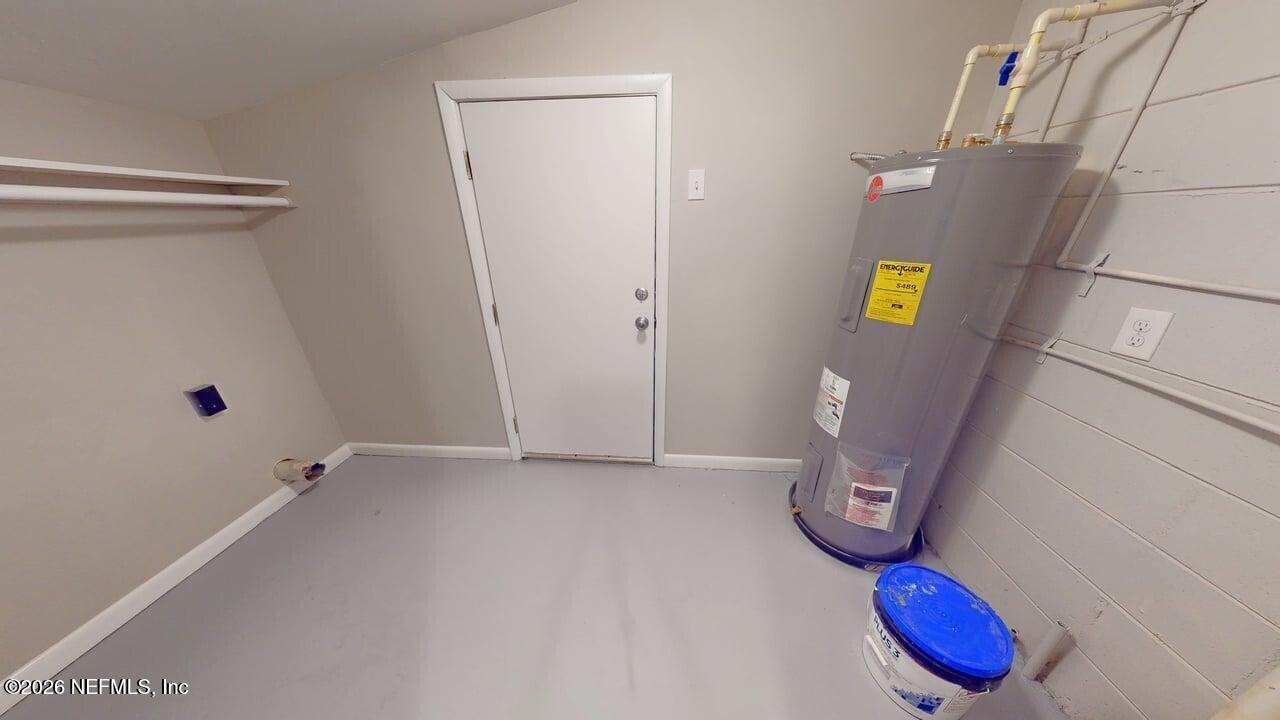 6713 Peter Rabbit Drive North Jacksonville, FL 32210 - Photo 18 of 24 a view of small space