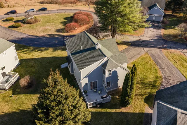 $599,900 | 7 Fox Run Road, Amherst, NH 03031