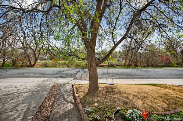 $695,000 | 10023 West 81st Lane, Arvada, CO 80005