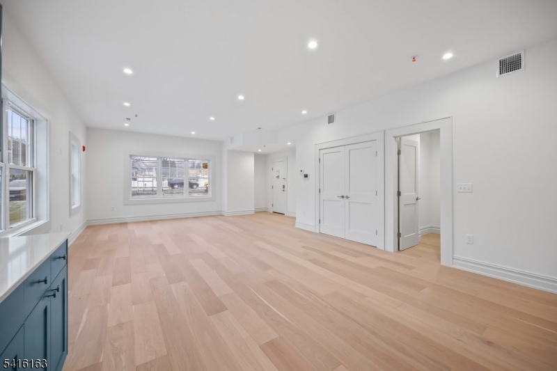 1209 Littleton Road, Unit B Morris Plains, NJ 07950 - Photo 3 of 19