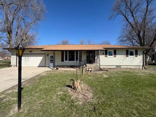 $169,900 | 447 2nd Avenue Southwest, Winnebago, MN 56098