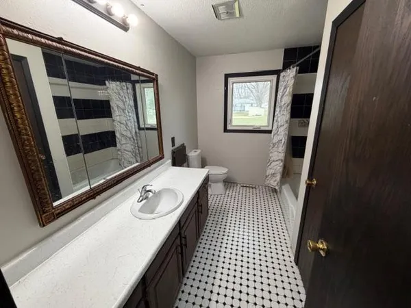$169,900 | 447 2nd Avenue Southwest, Winnebago, MN 56098