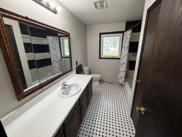 447 2nd Avenue Southwest Winnebago, MN 56098 - Photo 11 of 19