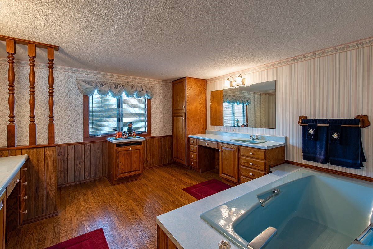 6440 West Orland Road Angola, IN 46703 - Photo 27 of 36 Gallery Image 27
