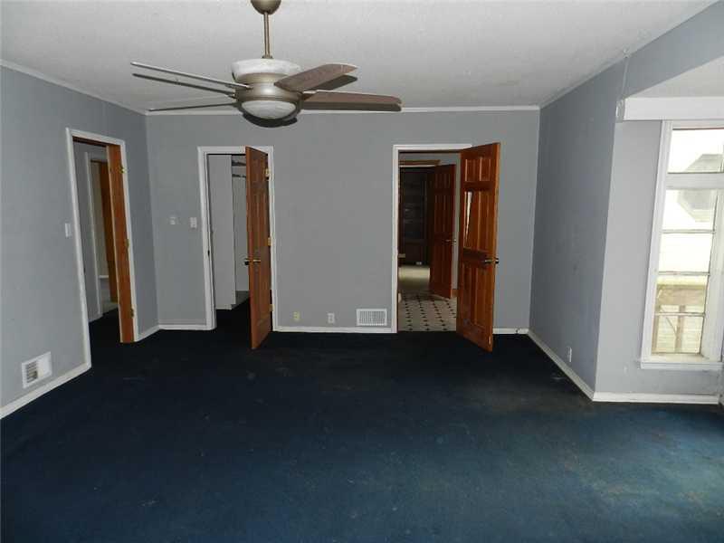 8425 Crown Point Road Indianapolis, IN 46278 - Photo 5 of 10 Gallery Image 5