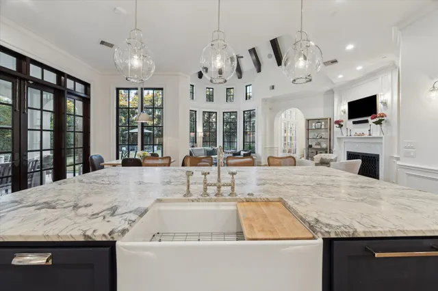 $27,500 | 20 Lacewood Lane, Houston, TX 77024