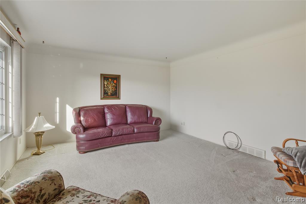 5134 North Jennings Road Flint, MI 48504 - Photo 7 of 44 Gallery Image 7