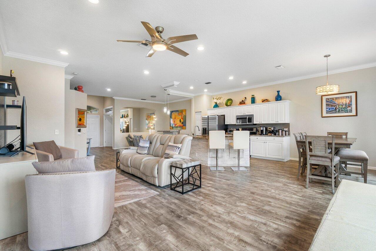 7871 Rockford Road Boynton Beach, FL 33472 - Photo 12 of 55 Kitchen/Dining/Living Room
