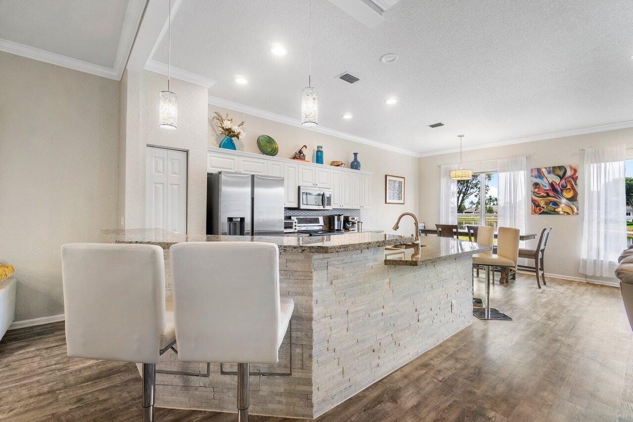 7871 Rockford Road Boynton Beach, FL 33472 - Photo 6 of 55 Kitchen Island