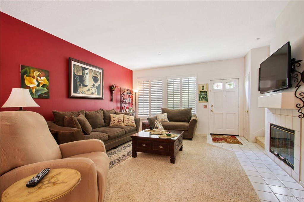 580 North Pageant Drive, Unit D Orange, CA 92869 - Photo 5 of 26