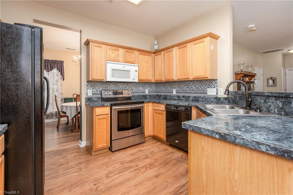 2195 Burton Run Road High Point, NC 27262 - Photo 4 of 29 Gallery Image 4