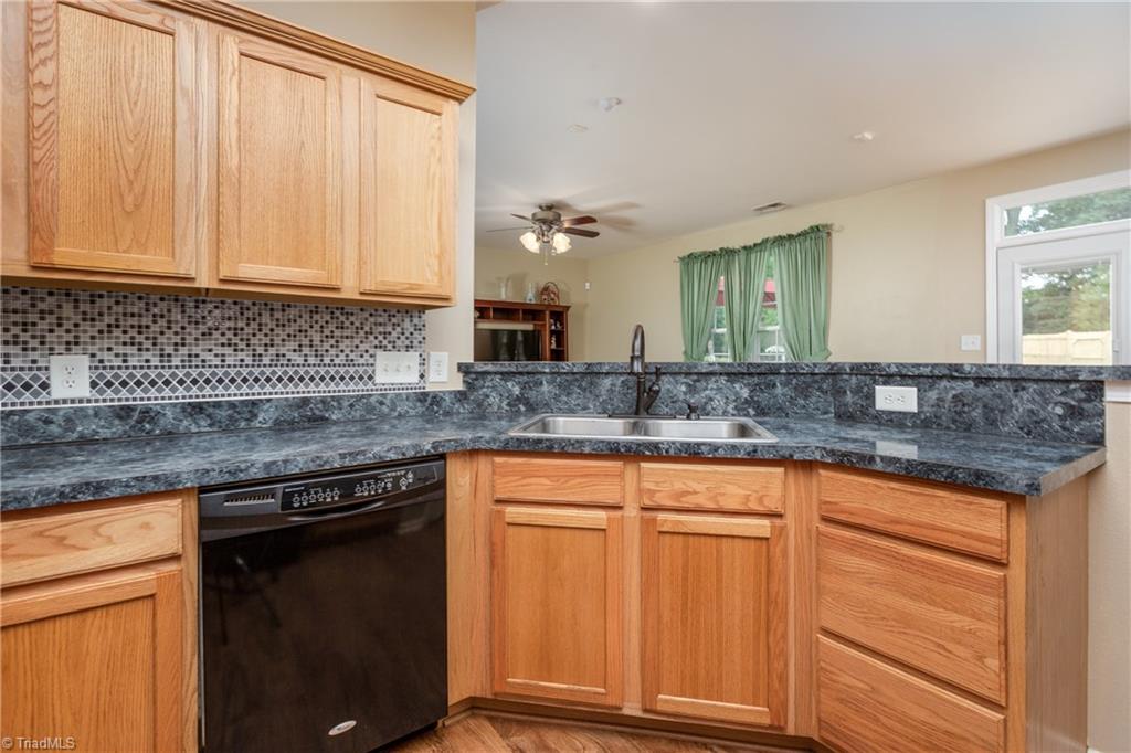 2195 Burton Run Road High Point, NC 27262 - Photo 5 of 29 Gallery Image 5