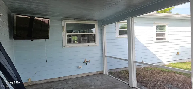$2,500 | 1626 Grace Avenue, Fort Myers, FL 33901