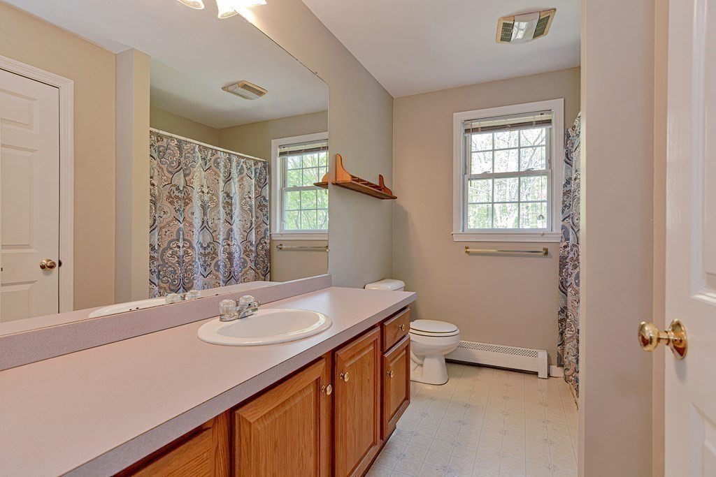 3 Leonard Road Mendon, MA 01756 - Photo 20 of 42 Gallery Image 20
