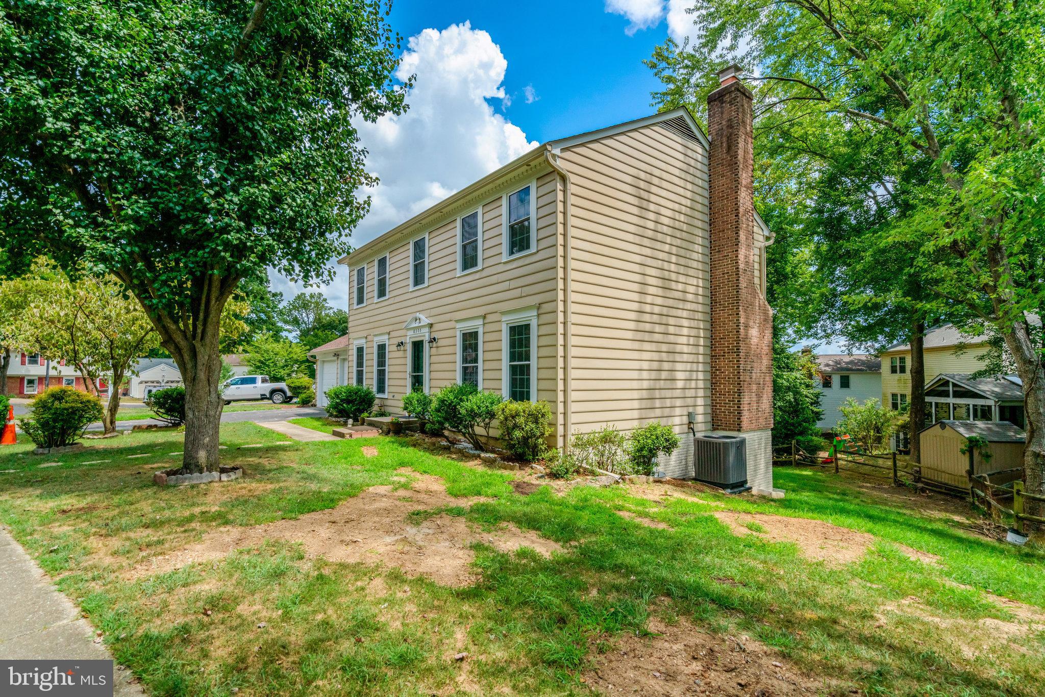 8305 Lindside Way Springfield, VA 22153 - Photo 3 of 54 Gallery Image 3