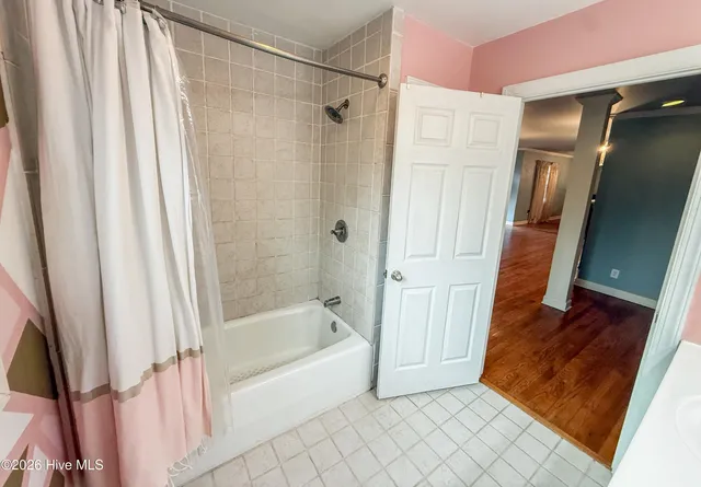 $469,900 | 3758 North Mitchell Ford Road, Bladenboro, NC 28320