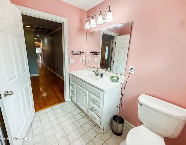 $469,900 | 3758 North Mitchell Ford Road, Bladenboro, NC 28320