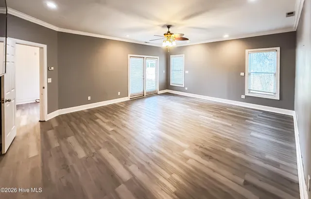 $469,900 | 3758 North Mitchell Ford Road, Bladenboro, NC 28320