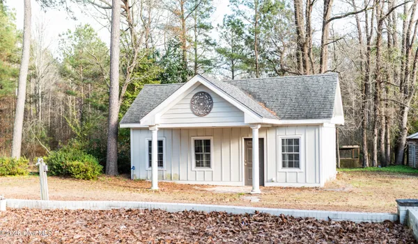 $435,000 | 3758 North Mitchell Ford Road, Bladenboro, NC 28320