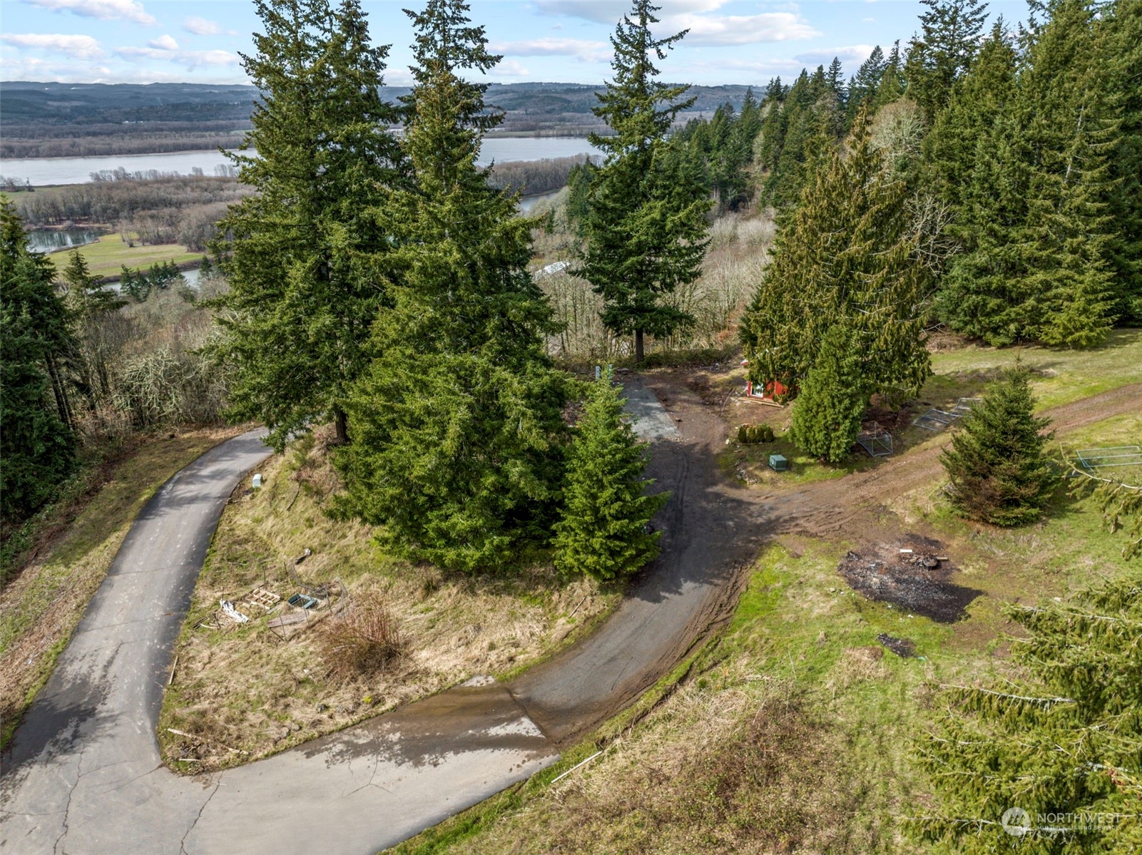 178 Fellowship Road Woodland, WA 98674 - Photo 2 of 6 Gallery Image 2