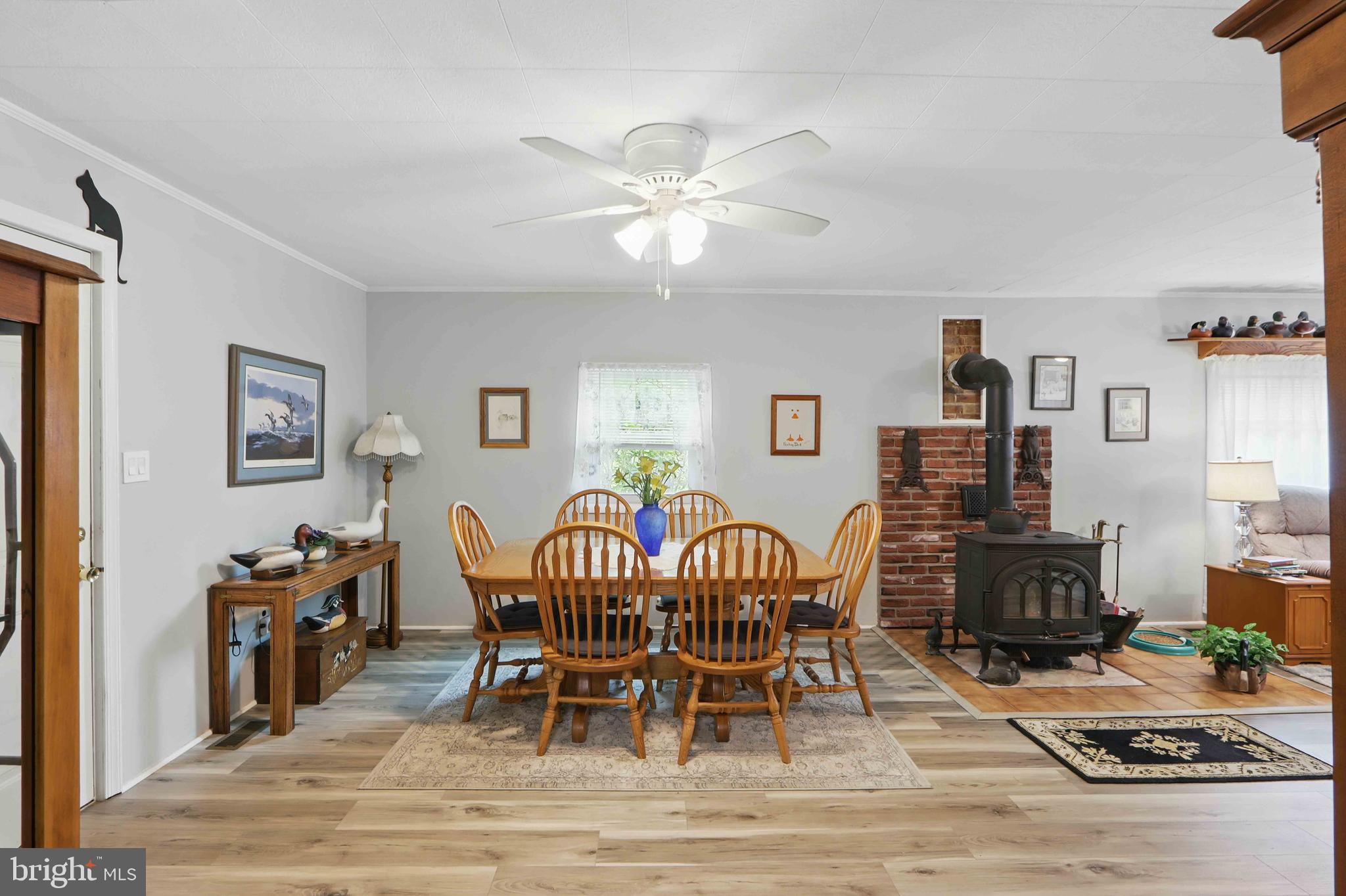 147 Darlington Road Havre de Grace, MD 21078 - Photo 25 of 52 a living room with furniture and wooden floor