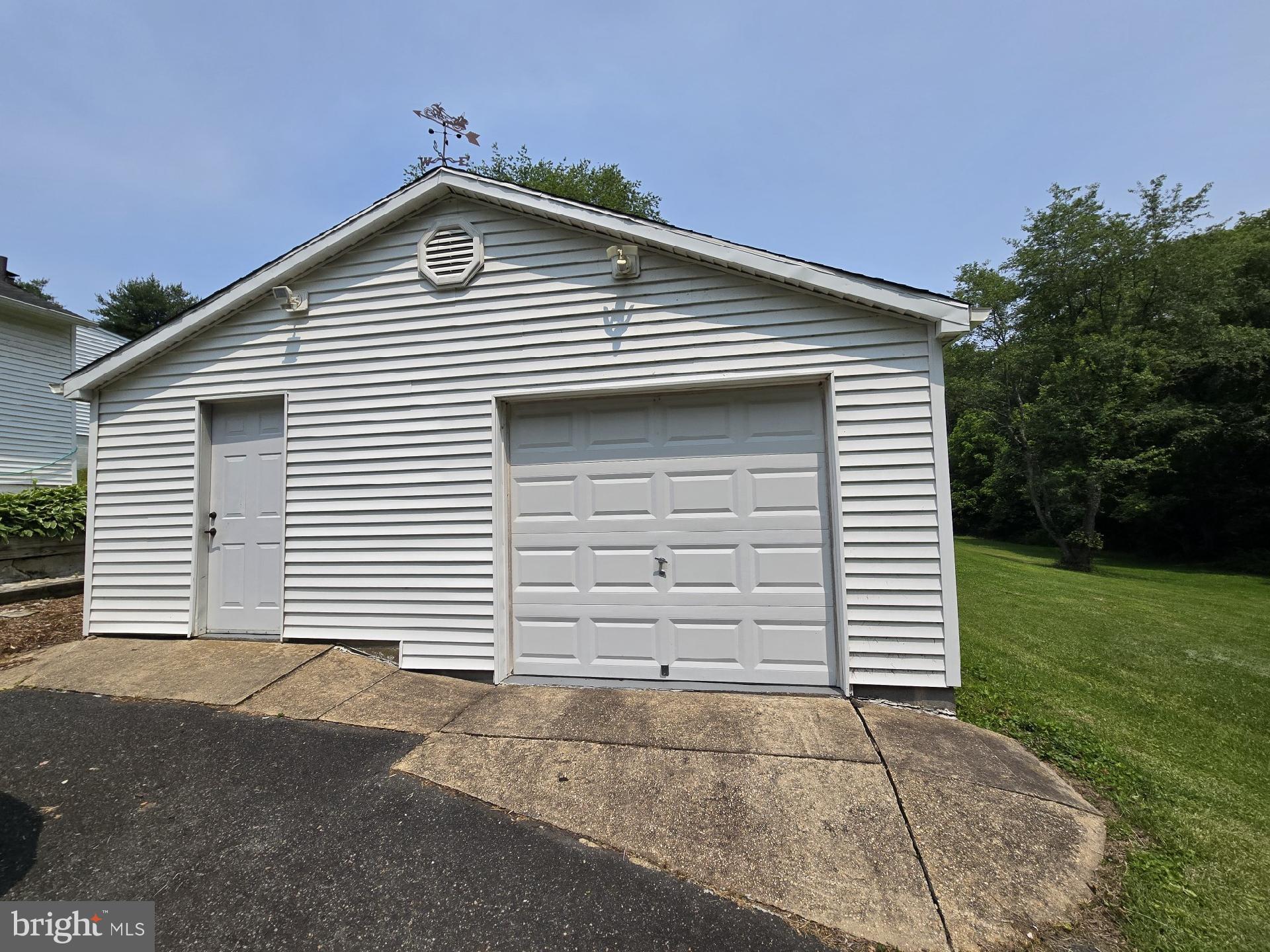 147 Darlington Road Havre de Grace, MD 21078 - Photo 8 of 52 a front view of a house with a yard