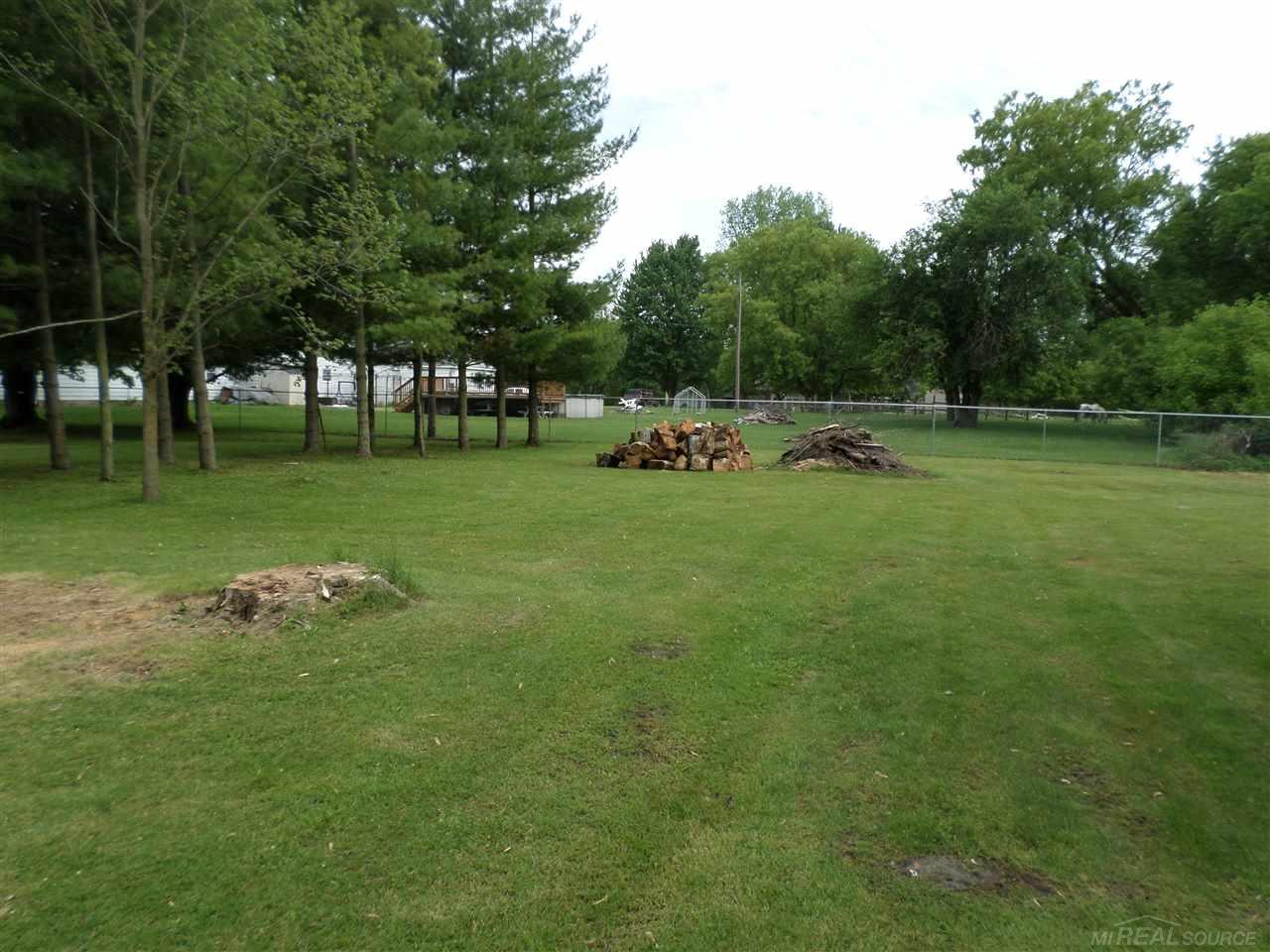 5151 Parker Road Fort Gratiot, MI 48059 - Photo 34 of 36 31383810-36.JPG