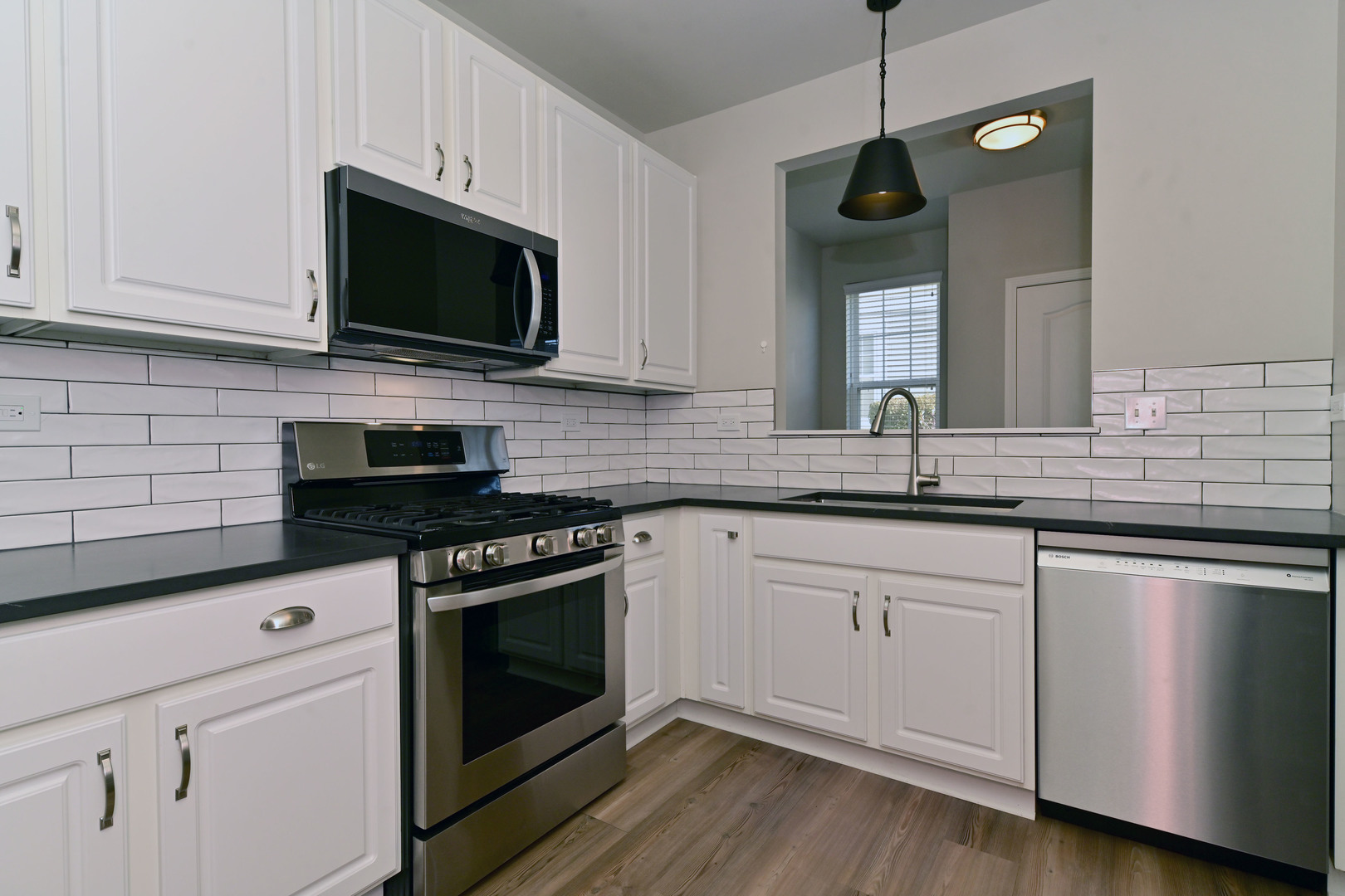 2562 Golf Ridge Circle, Unit 2562 Naperville, IL 60563 - Photo 11 of 19