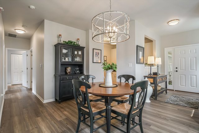 2562 Golf Ridge Circle, Unit 2562 Naperville, IL 60563 - Photo 8 of 19