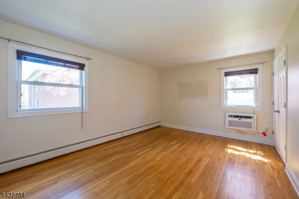 $379,900 | 25 Hinchman Avenue, Unit 1A, Wayne, NJ 07470