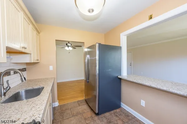 $379,900 | 25 Hinchman Avenue, Unit 1A, Wayne, NJ 07470