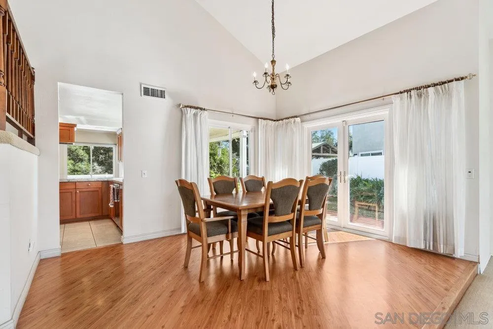 13671 Quinton Road San Diego, CA 92129 - Photo 14 of 67 Gallery Image 14