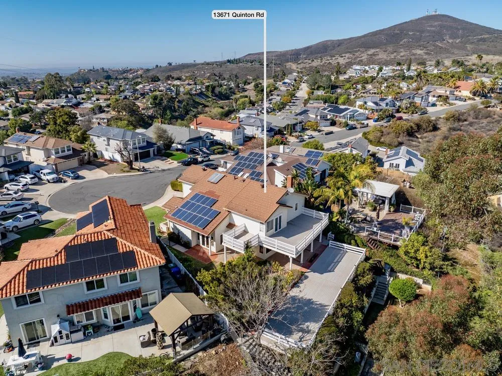 13671 Quinton Road San Diego, CA 92129 - Photo 5 of 67 Gallery Image 5